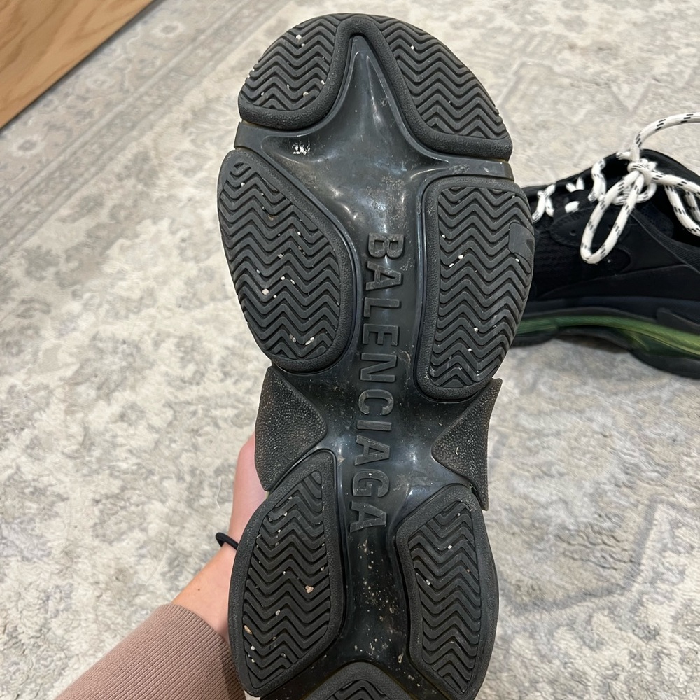 Men’s Balenciaga Triple S Sneakers - Picture 5 of 7